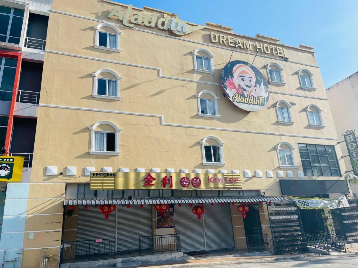 Aladdin Dream Hotel Johor Bahru Exterior foto